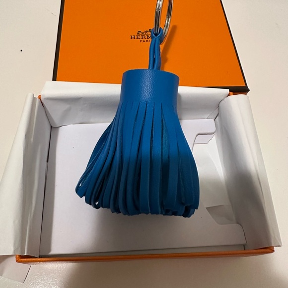 Hermès Blue Leather Tassel Keychain - Picture 2 of 9